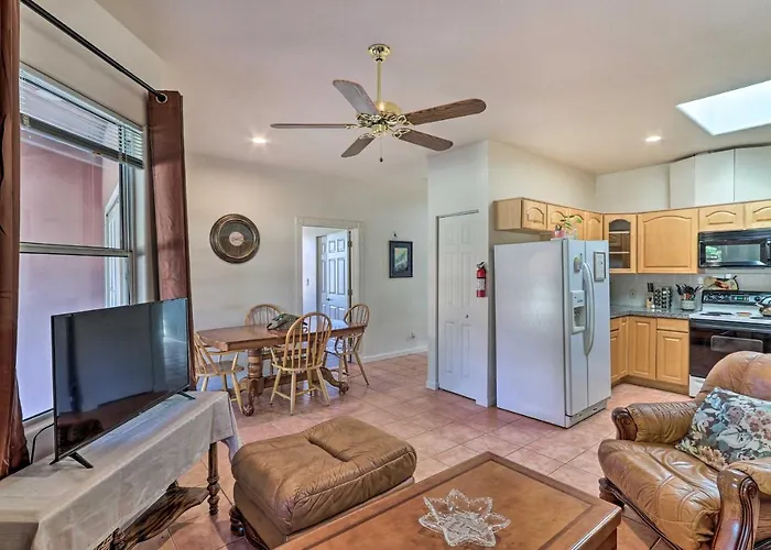 Desert Oasis W/ Courtyard & Pool Access! * Eloy